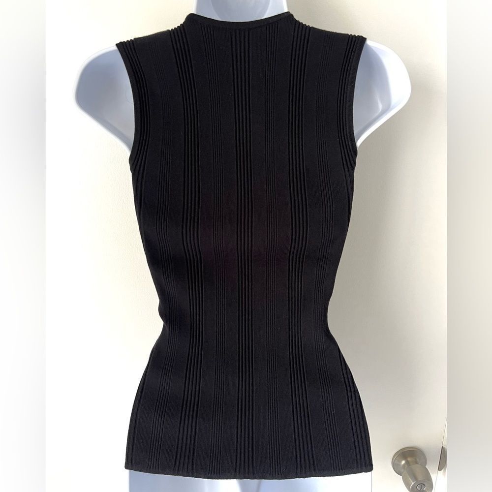 DOLCE & GABBANA Black Sleeveless Top with Ring Detail Size Small - Picture 5 of 9